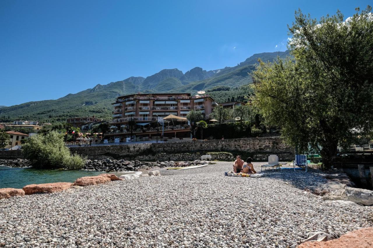 Hotel Firenze 3 Stelle Superior Brenzone sul Garda Dış mekan fotoğraf
