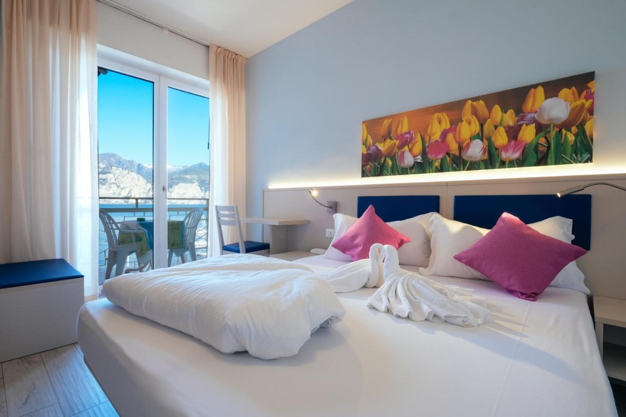 Hotel Firenze 3 Stelle Superior Brenzone sul Garda Dış mekan fotoğraf