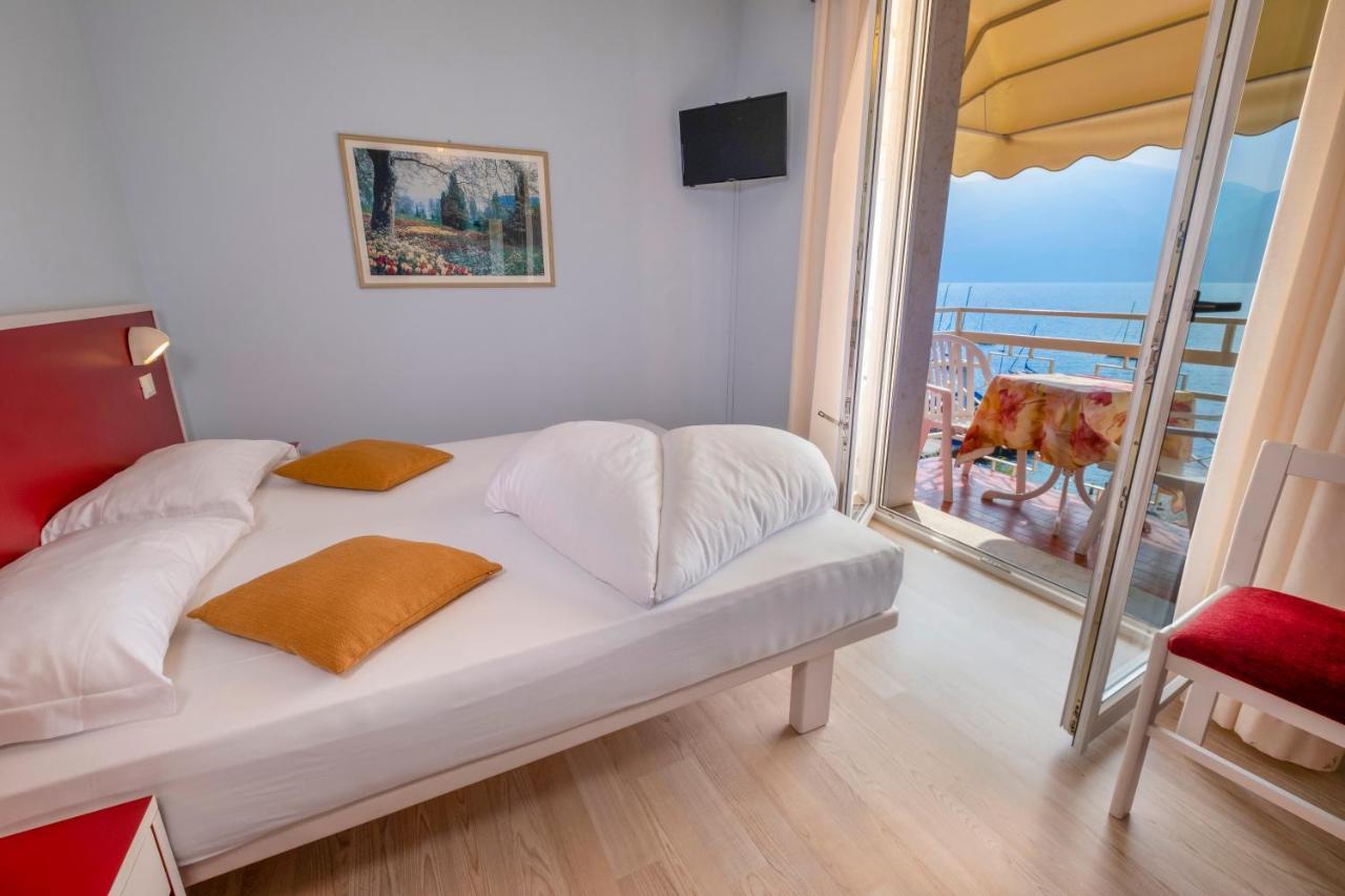Hotel Firenze 3 Stelle Superior Brenzone sul Garda Dış mekan fotoğraf