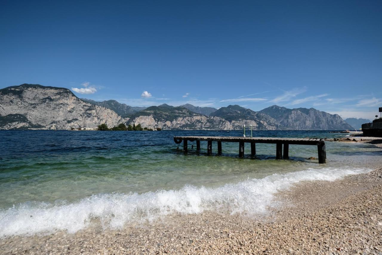 Hotel Firenze 3 Stelle Superior Brenzone sul Garda Dış mekan fotoğraf