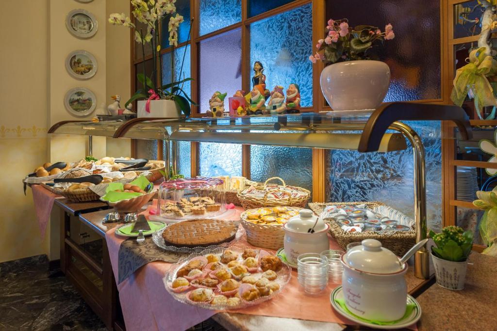 Hotel Firenze 3 Stelle Superior Brenzone sul Garda Dış mekan fotoğraf