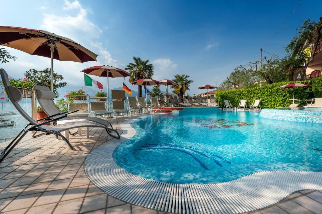 Hotel Firenze 3 Stelle Superior Brenzone sul Garda Dış mekan fotoğraf
